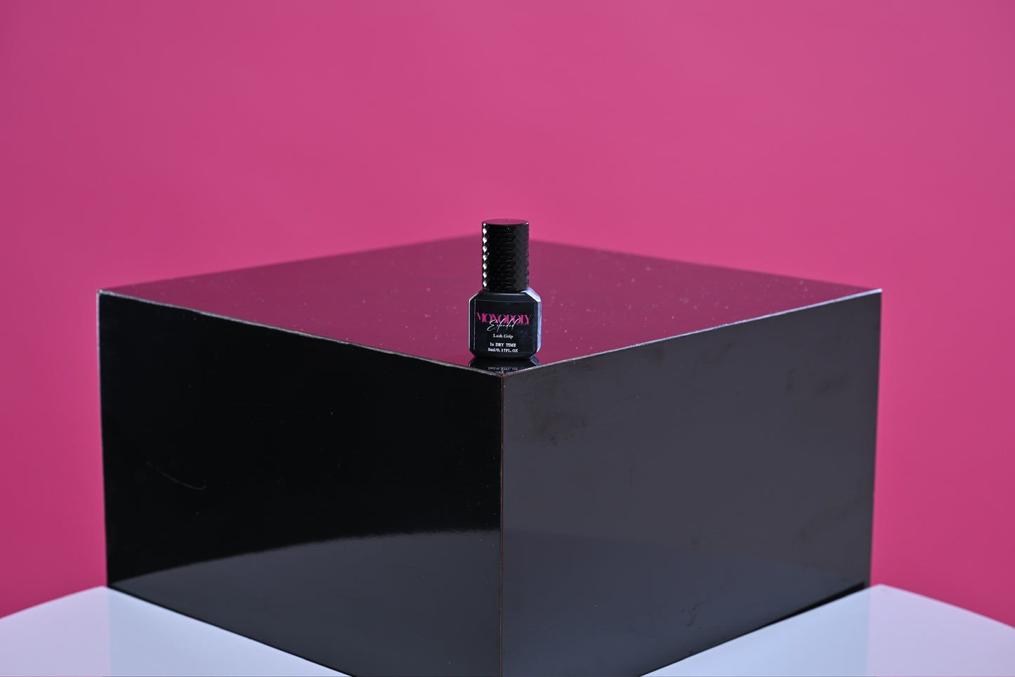 Lash Glue (.5 Seconds)